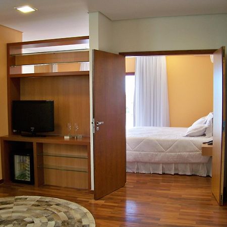 Ramada By Wyndham Furnaspark Formiga Luaran gambar