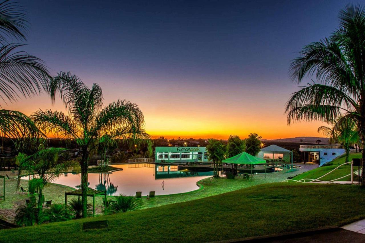 Ramada By Wyndham Furnaspark Formiga Luaran gambar
